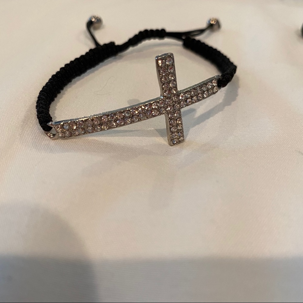 2 cross bracelets - Picture 6 of 9